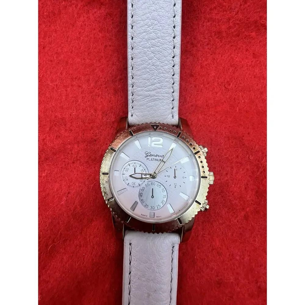 GENEVA Platinum Ladies Watch 9758 Goldtone White Leather Band New Battery Inst
